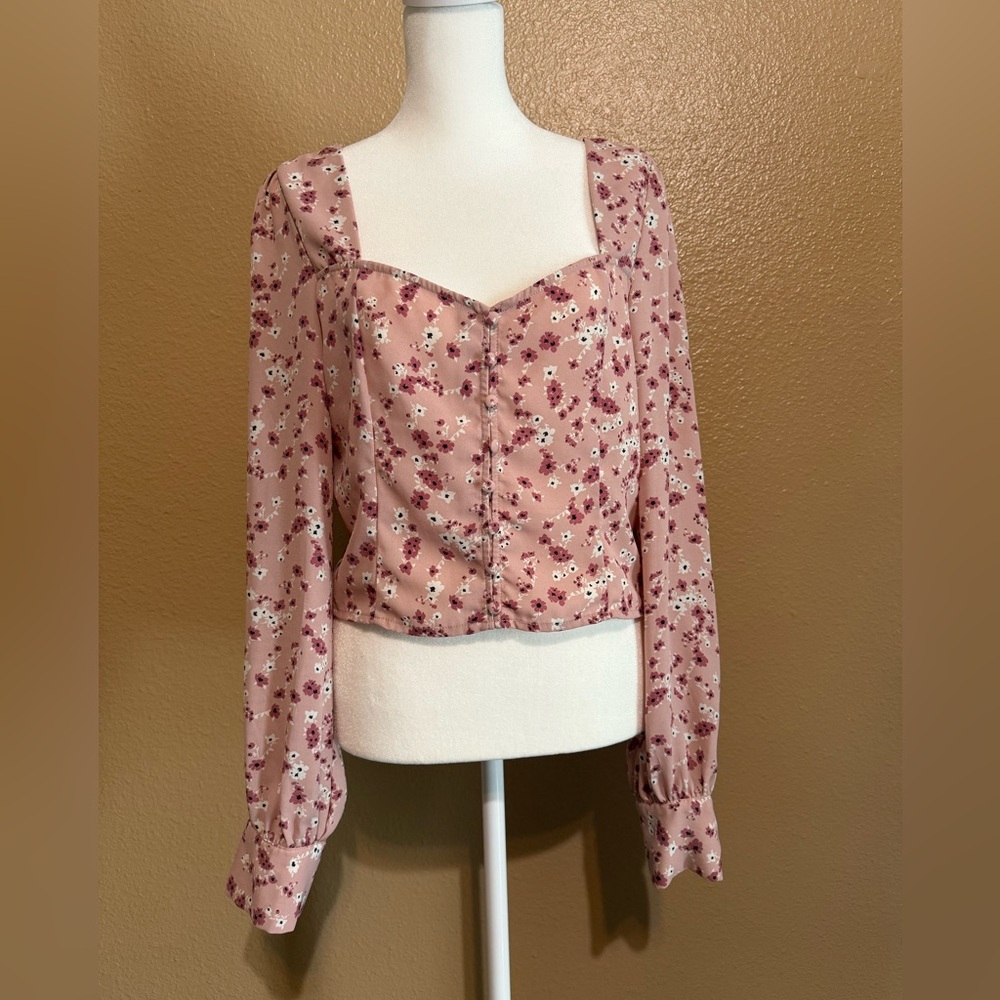 Feminine Blouse Love Tree Medium Dusty Rose Pink Cropped Long‎ Sleeve Sweetheart
